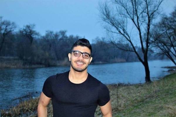 ناصر حسن سعيد صفيره .. اصبح دكتور مثل شقيقه عامر .. الف مبروك لابي عامر 