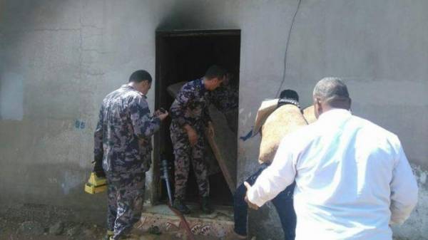 اصابة 3 اشخاص بحريق منزل في دير علا (صور)