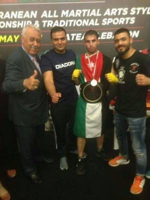 بالصور بطل اردني يحقق بطولات عالميه  والاعلام الرسمي لا يدري