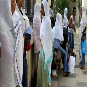 ضبط 18 عاملة بنغالية مخالفة في سحاب