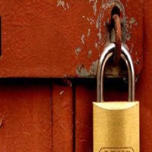 اغلاق 11 محلا مخالفا لشروط الصحة والبيئة