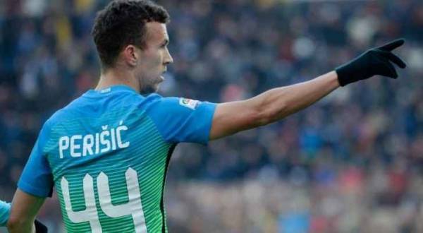 مانشستر يونايتد يحسن عرضه لشراء بيرسيتش