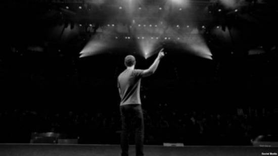 لم يكمل دراسته.. محطات من حياة مؤسس فيسبوك