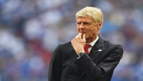 لماذا رفض مدرب أرسنال التعاقد مع لاعب برشلونة؟