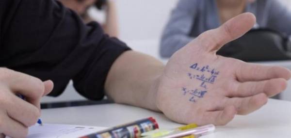 التربية والتعليم : لدينا ما يلزم لكشف (الغش) في التوجيهي