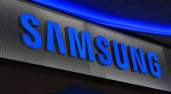 سامسونغ تنتج ٨٠ مليون شاشة لآيفون ٨