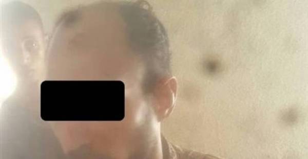 شاهدوا الأب الذي وضع السم لأولاده في وجبة السحور... والسبب محزن جداً