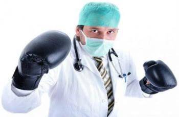 12 حالة اعتداء على الأطباء في أسبوعين