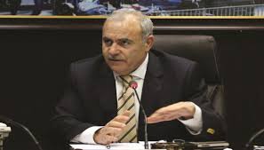 قبول استقالة رئيس هيئة الاستثمار