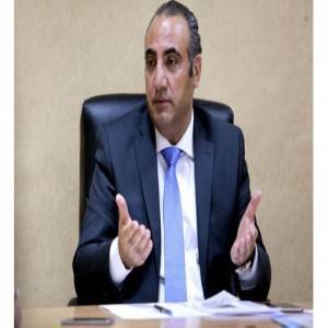 الشواربة يقر باستئجار سيارات (سياحية) للمدراء