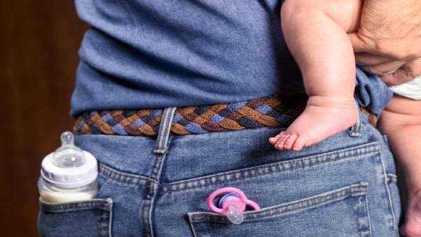 مطلوب مربية أطفال لمنزل بريطاني مسكون بالأرواح براتب خيالي الموقع البديل: