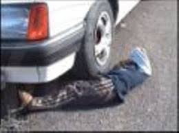 الزرقاء: أب يدهس طفلته ذات الثلاثة اعوام