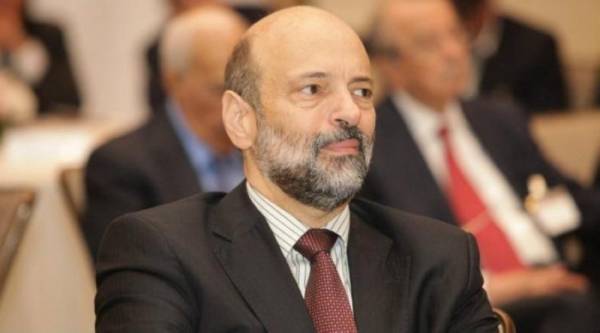 الرزاز يحذر من صفحة مزورة على الفيس بوك تحمل اسمه