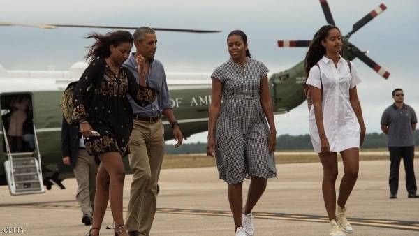 أوباما.. عطلة في مرتع الطفولة