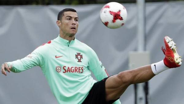 ليزارازو: ما يقوم به رونالدو مجرد خدعة !