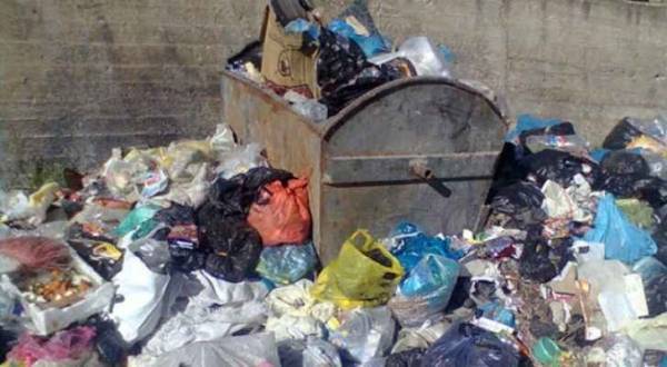 ١٥٥٠٠ طن نفايات رفعتها كوادر الامانة خلال عطلة العيد