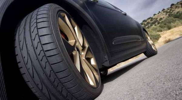 تدابير هامة لأمان اطارات المركبات في الصيف