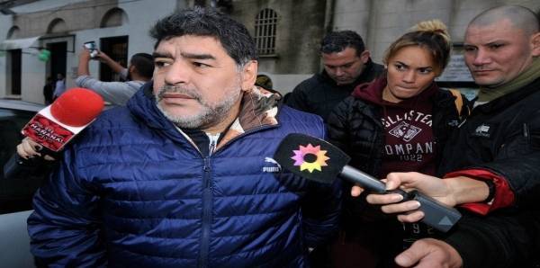 لماذا لم يحضر مارادونا حفل زفاف ميسي ؟؟؟