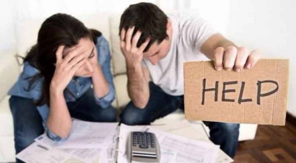 القروض البنكية .. عجز يتبعه عجز