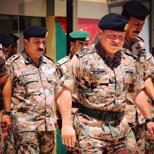 إعادة تعيين اللواء المتقاعد انور العياصرة مديراً للمكتب الخاص للملك