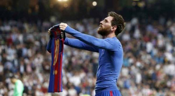 عقد ضخم من برشلونة إلى ميسي.. تفاصيل