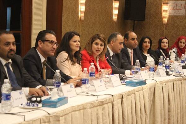 إصدار دليل العمل النيابي في الأردن ..صور