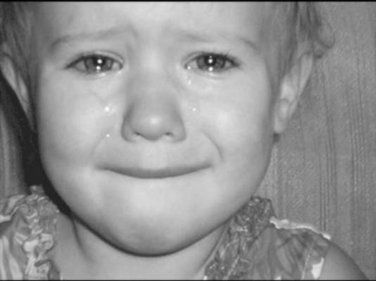 طفلان موتهما يهزّان الشارع الأردني