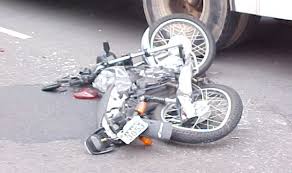 فيديو.. حادث مفتعل تكشفه كاميرا مراقبة