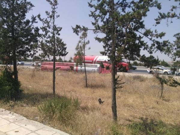 القدر يبتسم لسائق صهريج