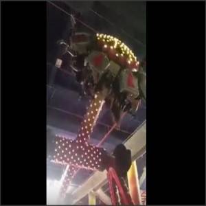 عطل في لعبة بمول بعمان يثير الذعر..فيديو