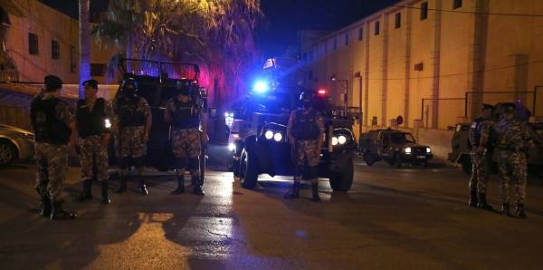 ما سر صمت إسرائيل على حادثة استهداف سفارتها في الأردن؟