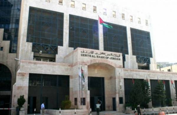 جوائز البنوك الوهمية والمجلات الإعلانية من يضحك على الآخر؟