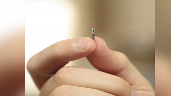 شركة أمريكية تزرع رقائق صغيرة في موظفيها