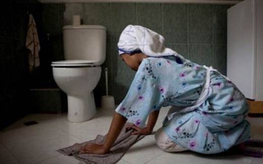 مكاتب استقدام الخادمات تتاجر بالبشر بمكاتب لها في عواصم خليجية