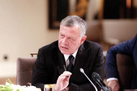 جلالته يلتقي رؤساء تحرير وكتاب أعمدة