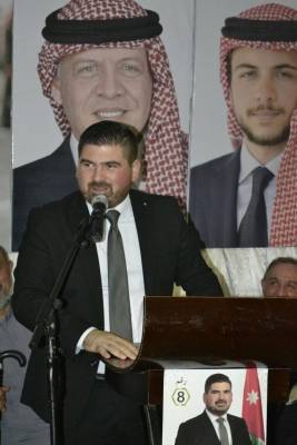 جماهير غفيرة تؤم مقر مرشح اللامركزية عن منطقة زهران رضا السعودي