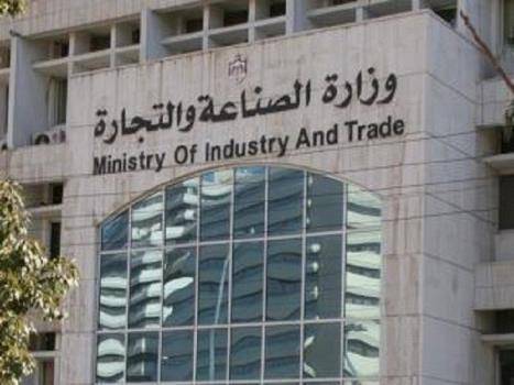 مدراء شركات لـ الصناعة والتجارة يُغردون خارج سرب الأنظمة فمن المسؤول؟!