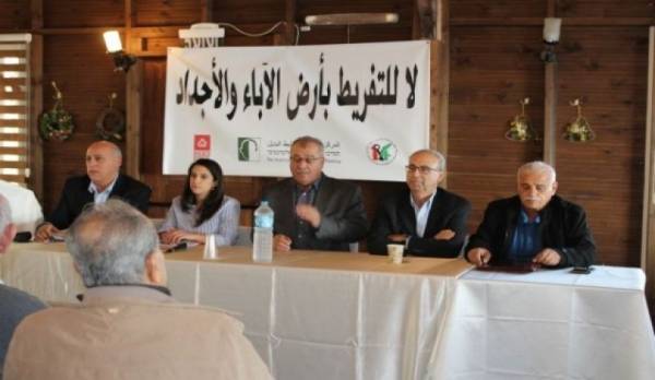 من هو النائب الذي يطالب بطرد السفير الإسرائيلي بالنهار ويبيعهم الأراضي بالليل؟