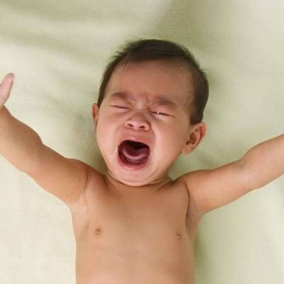 واقعة صادمة.. أب يقطع أذني طفلته تنفيذًا لأمر غريب