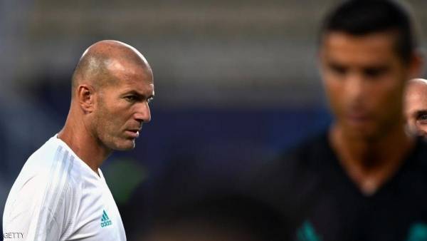 رونالدو قد يغيب عن كلاسيكو السوبر.. لهذا السبب