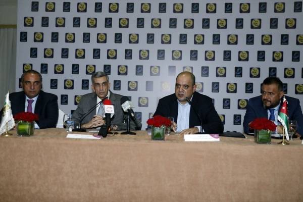 مذكرة تفاهم بين زين و عبر الطريق لإطلاق نظام الاتصال والتتبّع لمركبات التكسي الأصفر