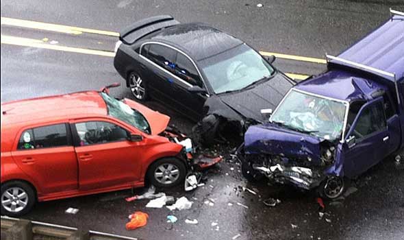 إصابة ٤ أشخاص اثر حادث تدهور في محافظة اربد