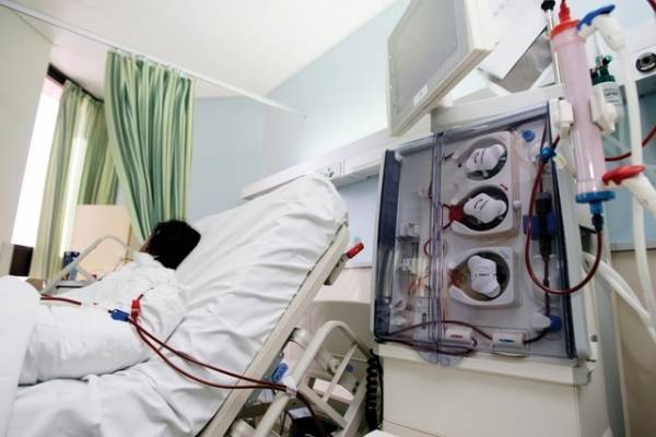 تجاوزات مالية في عطاء فلاتر غسل كلى تؤدي إلى اضرار صحة المريض