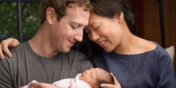 مؤسِّس فيسبوك يأخذ شهرين إجازة أبوة استعداداً لولادة ابنته الثانية