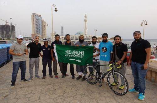 قطعوا 3 الاف كيلومتر لاداء فريضة الحج