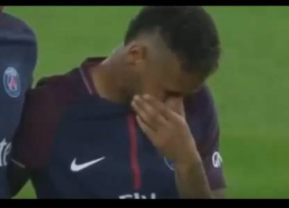 نيمار ينهار باكياً على ضحايا هجوم برشلونة الارهابي! ..فيديو