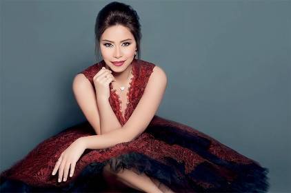 شيرين تهاجم عمرو دياب لثالث مرة..والهضبة لا يرد!