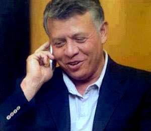 الملك يتلقى اتصالا هاتفيا من الرئيس الفلسطيني