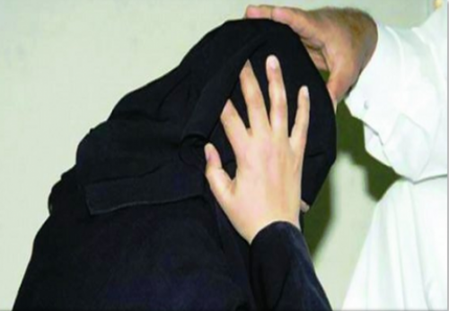 الحبس لمشعوذ قتل امرأة اثناء اخراجه جن مزعوم من جسدها في اربد