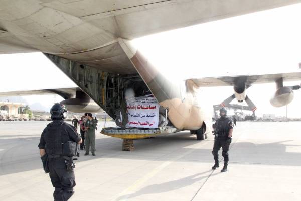 الهيئة الخيرية ترسل طائرة مساعدات انسانية الى اليمن